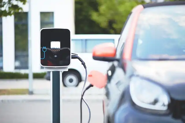 Hyundai’s AI EV Charging Robot: A Tesla Alternative
