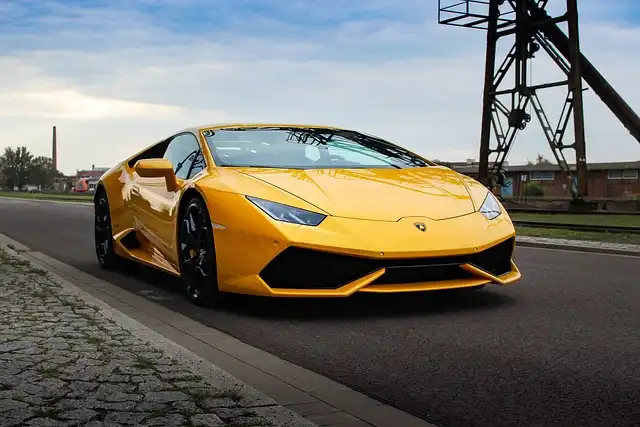 Road-Legal Lamborghini Sesto Elemento: Lanzante’s UK Conversion