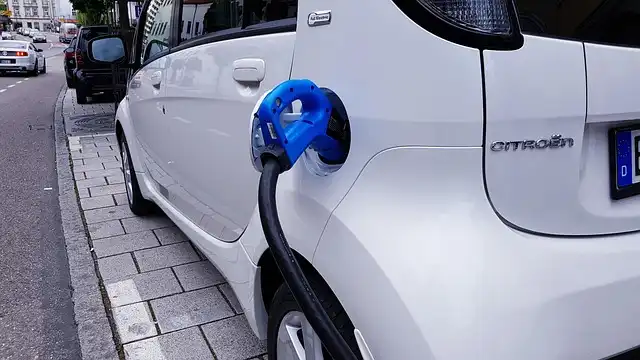 EV Road Trip: Range Anxiety Debunked!