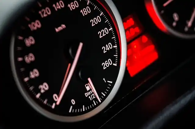 Understanding “B” and “L” Gear Modes in Modern Vehicles