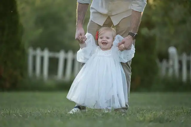 Parenting Chaos: Joey Foo’s Viral Car Cleaning Adventure