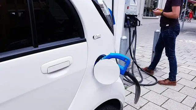 Volvo EX60 & EX90 Get Plug & Charge for Seamless EV Charging